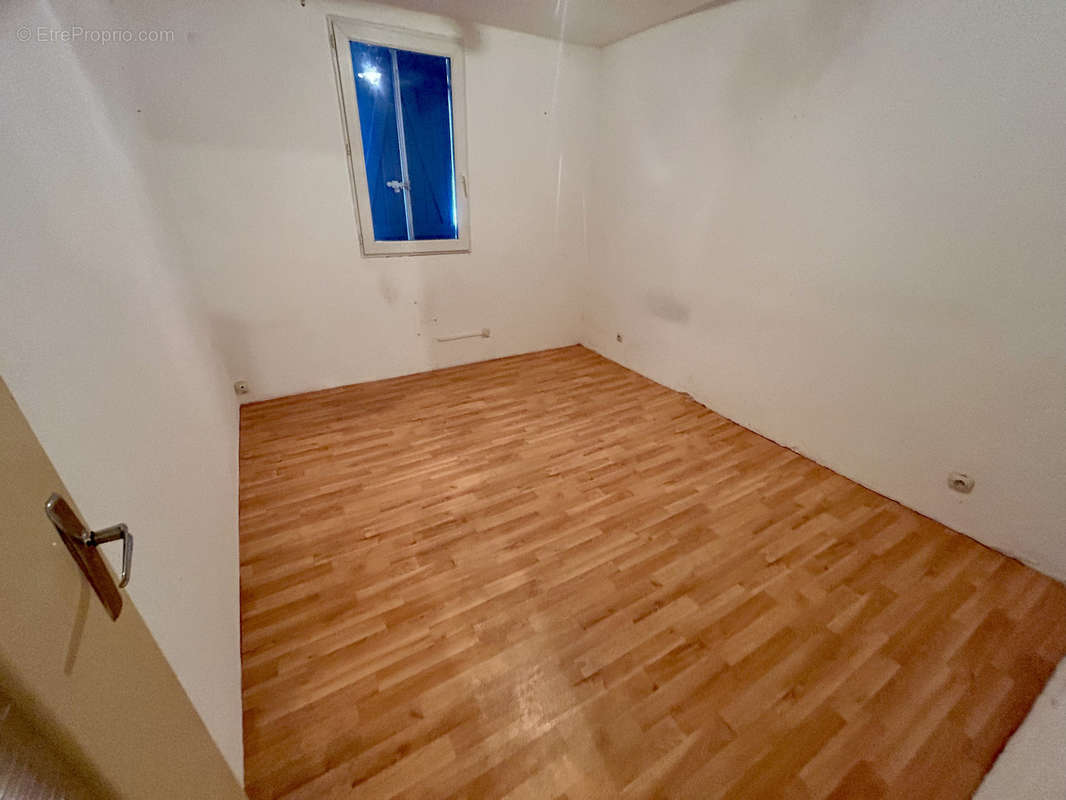 Appartement à GALLARGUES-LE-MONTUEUX