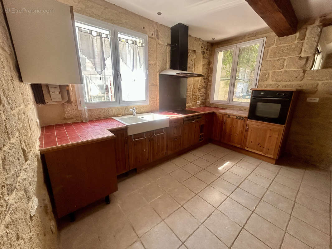 Appartement à GALLARGUES-LE-MONTUEUX