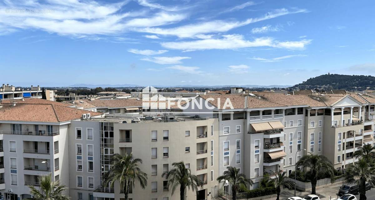 Appartement à HYERES