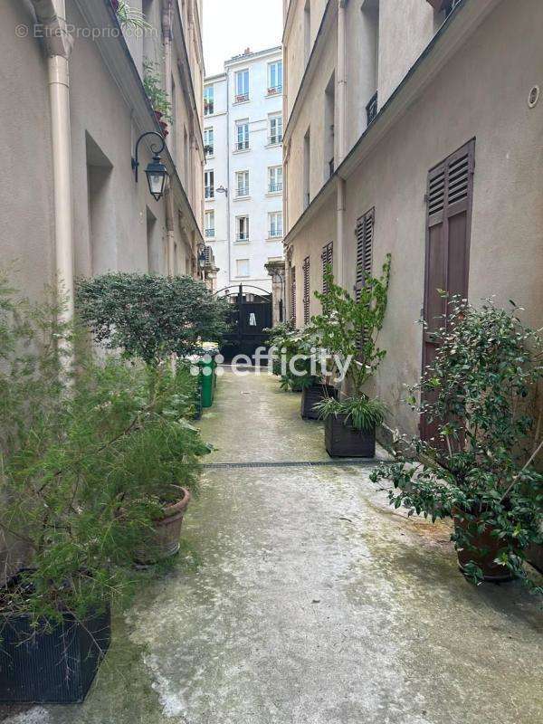 Appartement à PARIS-11E