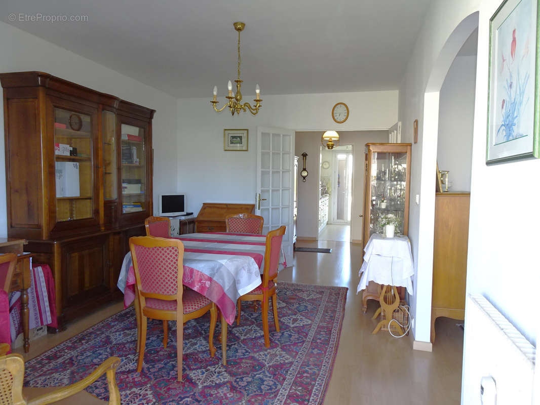 Appartement à HYERES