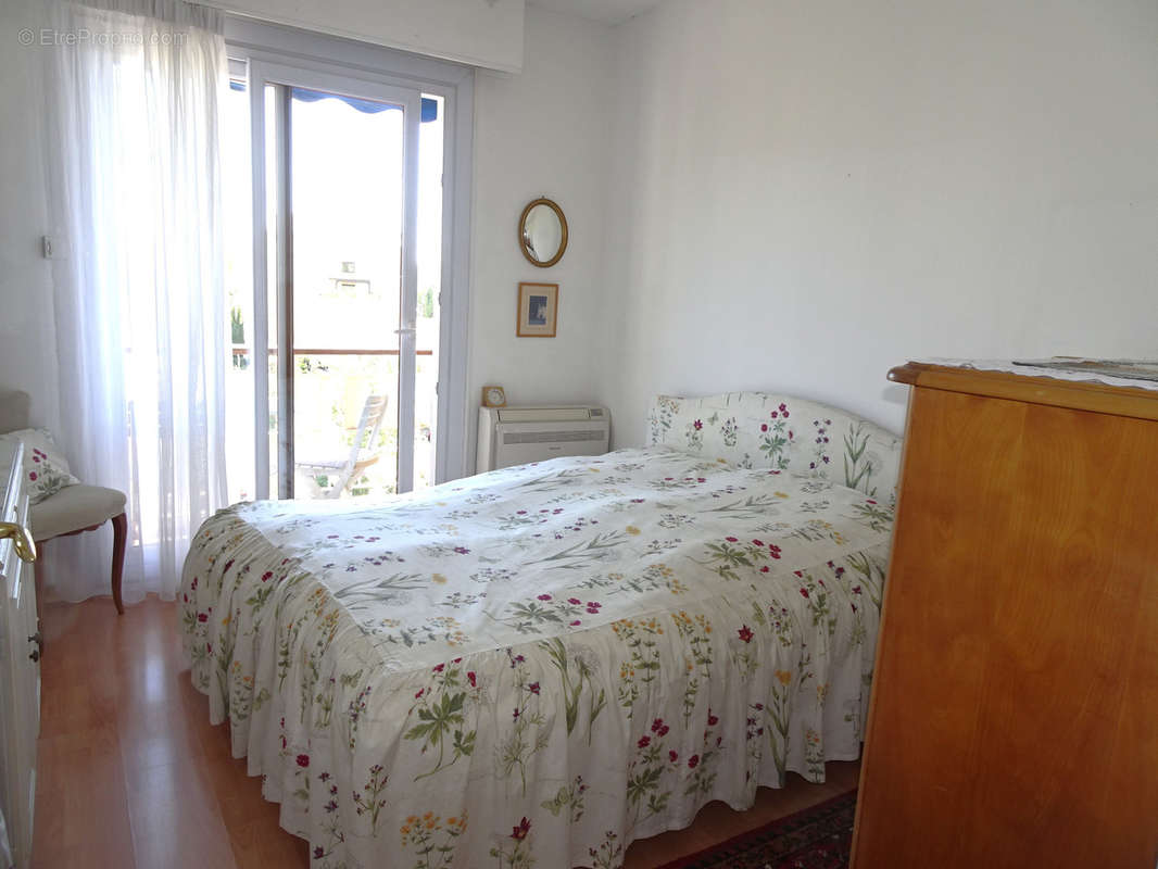 Appartement à HYERES