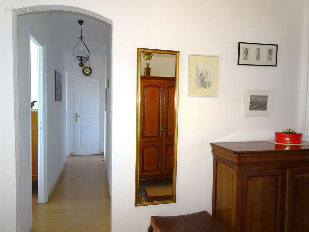 Appartement à HYERES