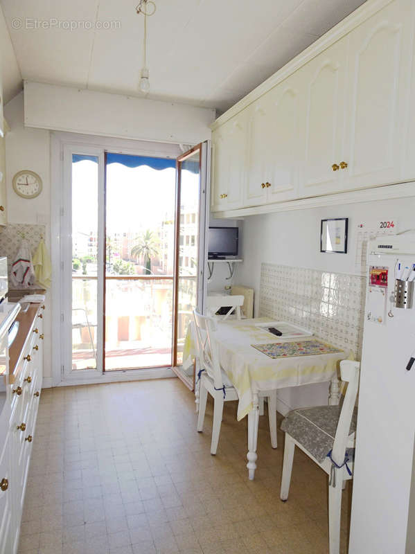 Appartement à HYERES