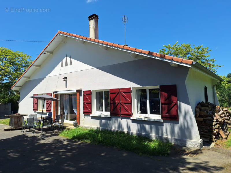 Maison à GARLIN