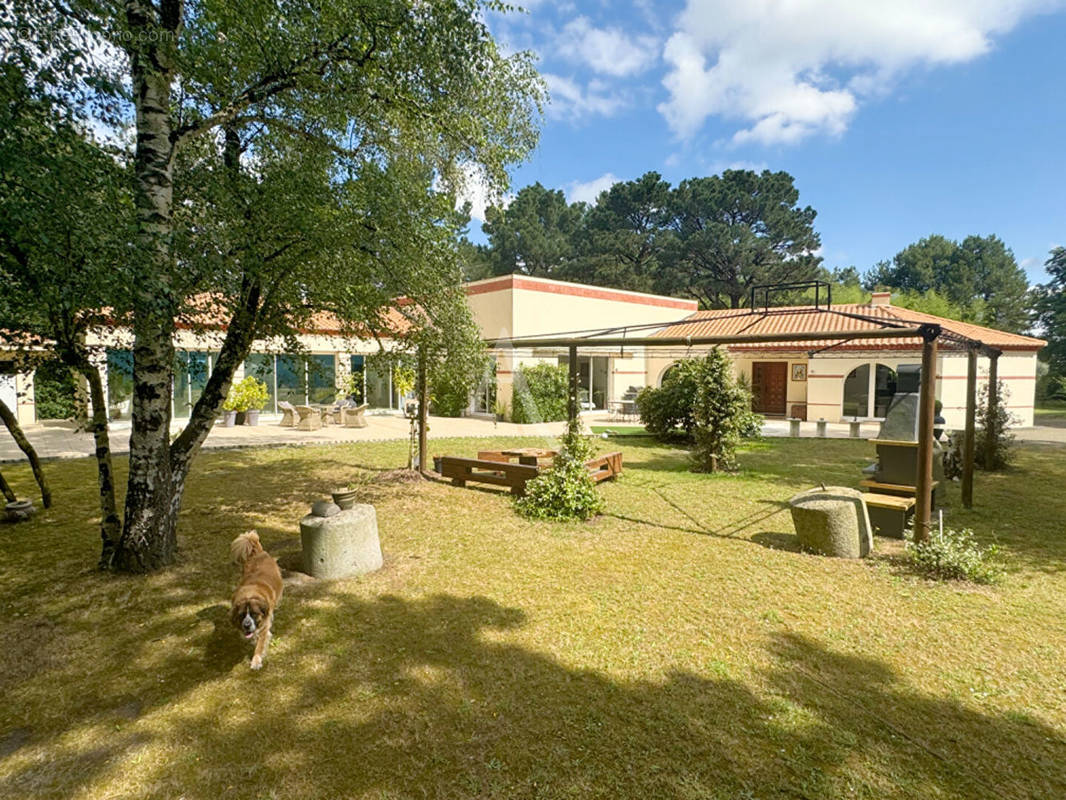 Maison à LES SORINIERES