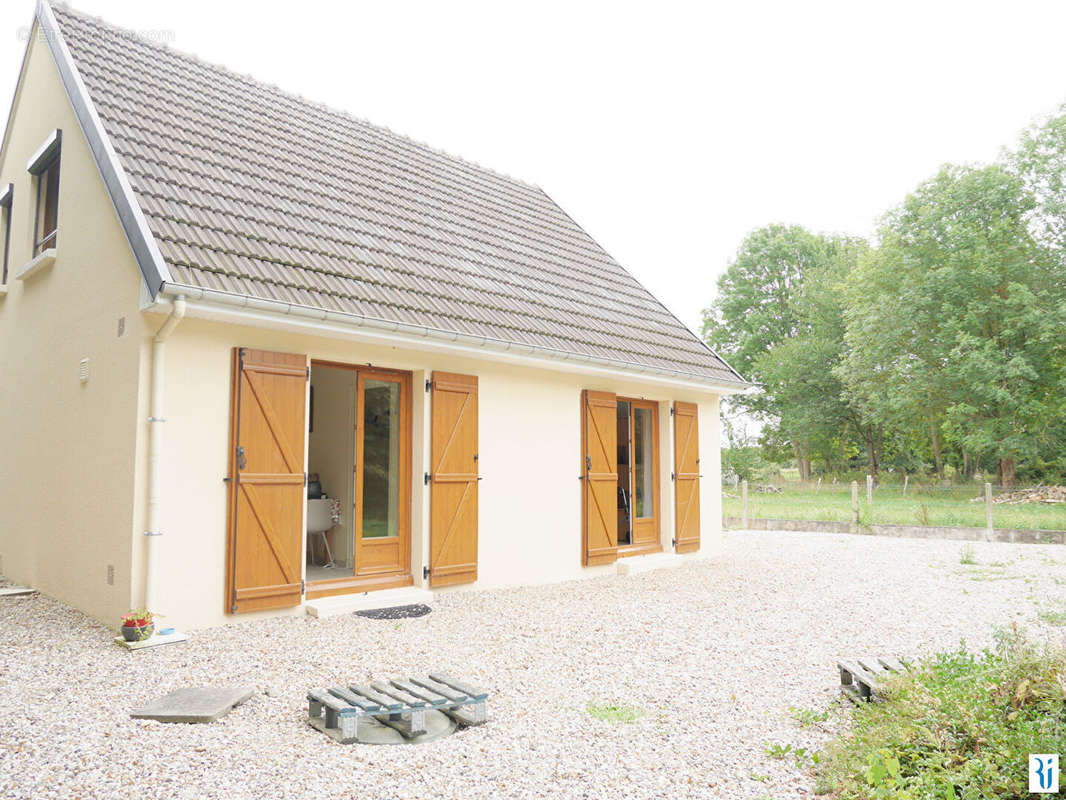 Maison à JUMIEGES