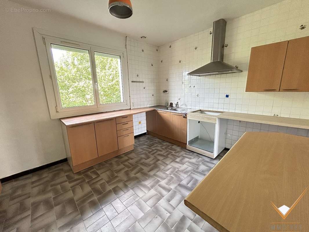 Appartement à FROUZINS