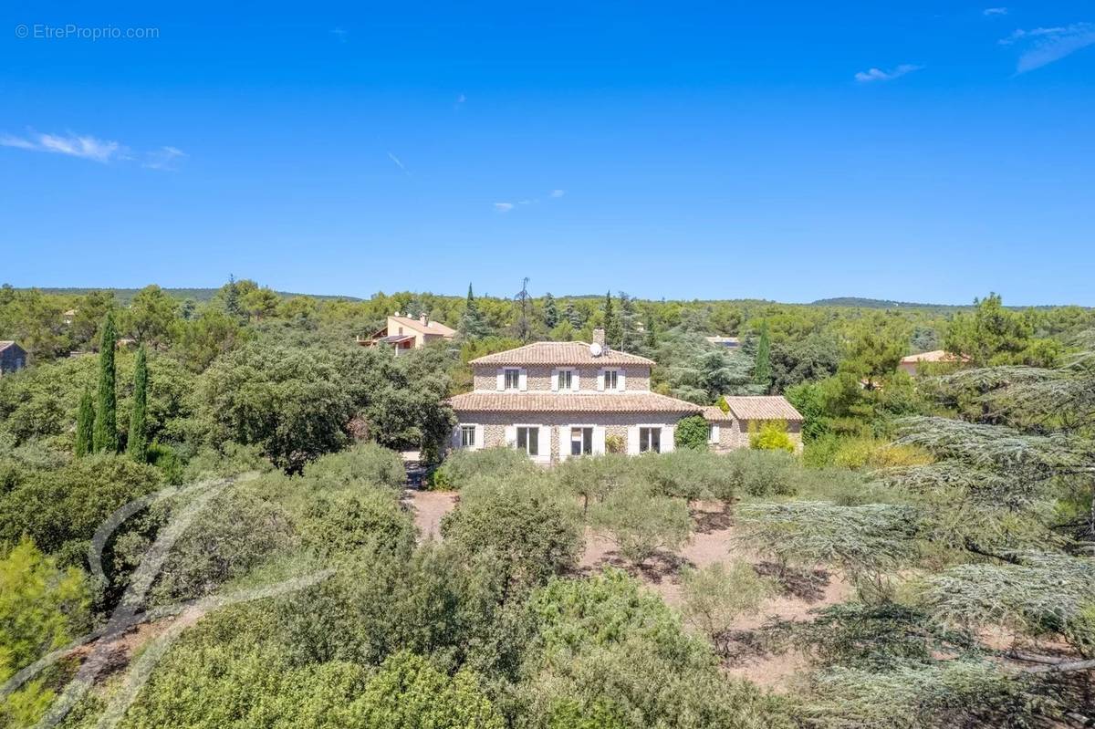 Maison à CABRIERES-D&#039;AVIGNON