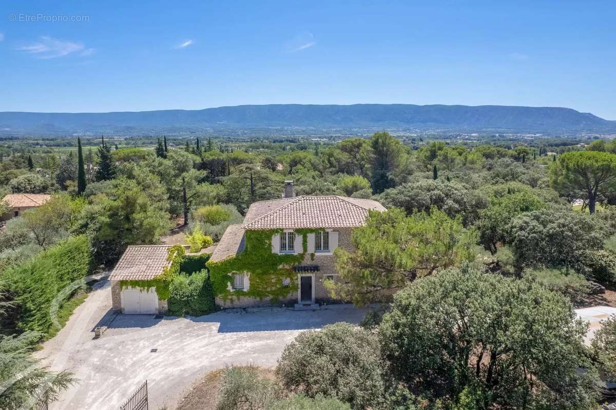 Maison à CABRIERES-D&#039;AVIGNON