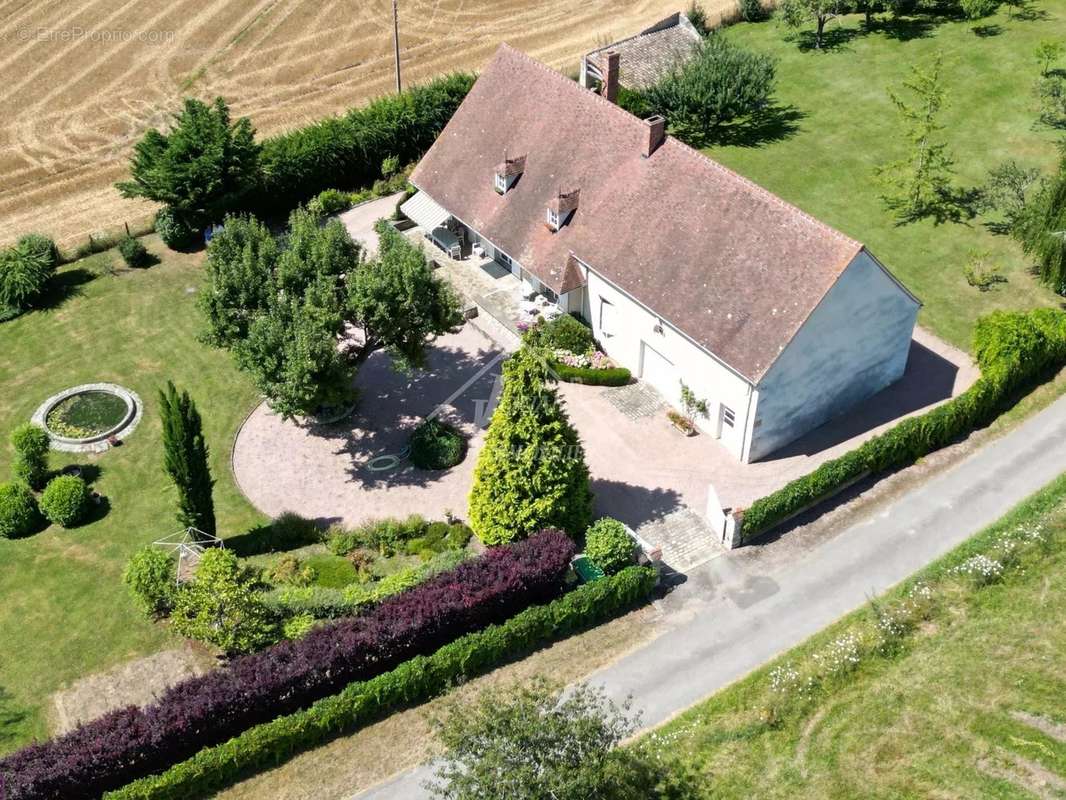 Maison à SAINT-POURCAIN-SUR-SIOULE