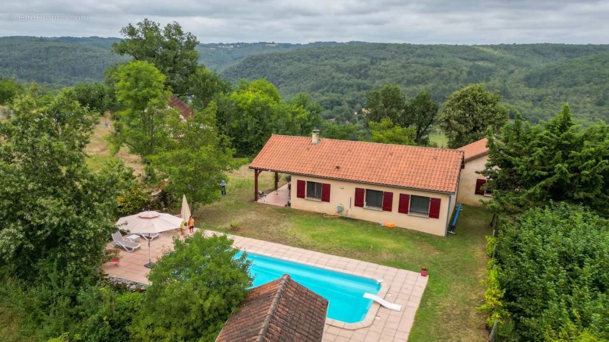 Maison à SARLAT-LA-CANEDA