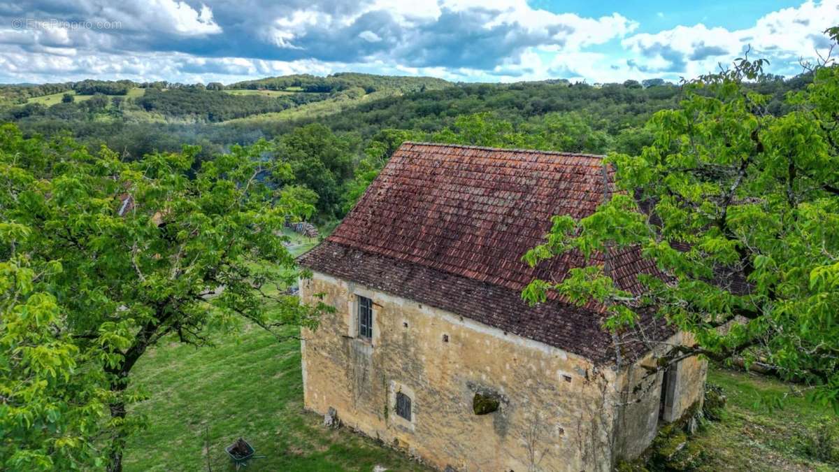 Maison à GOURDON