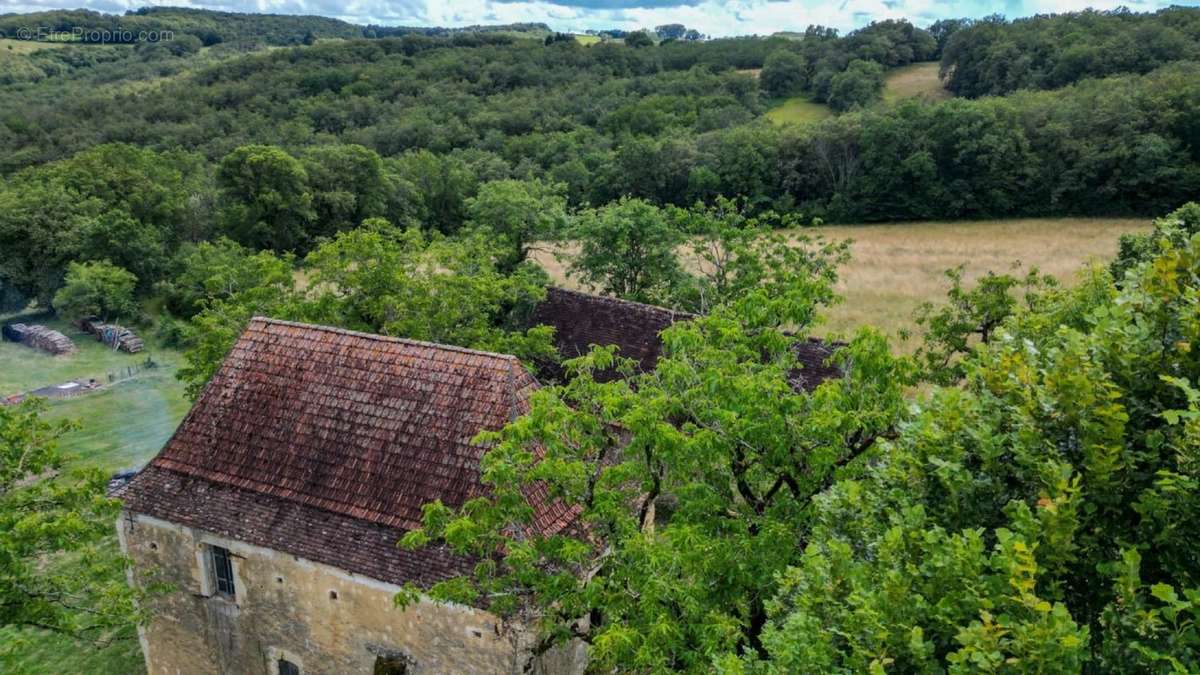 Maison à GOURDON