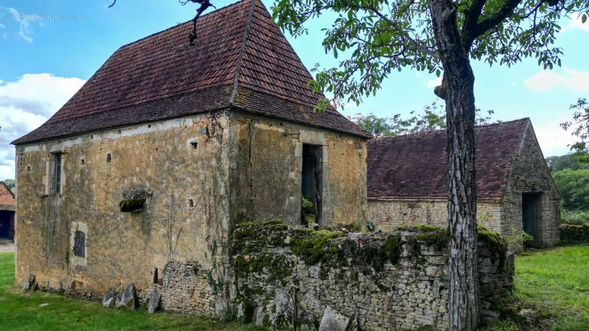 Maison à GOURDON