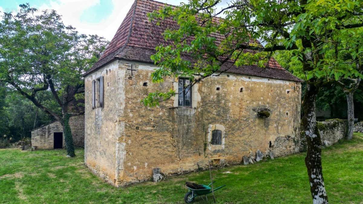 Maison à GOURDON