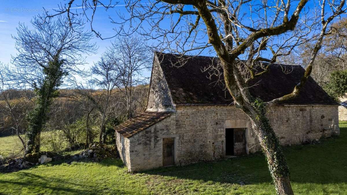 Maison à GOURDON