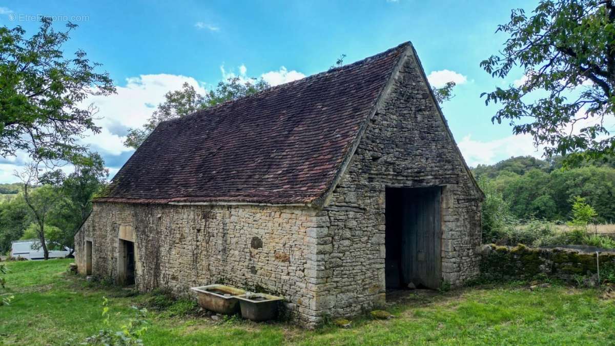 Maison à GOURDON