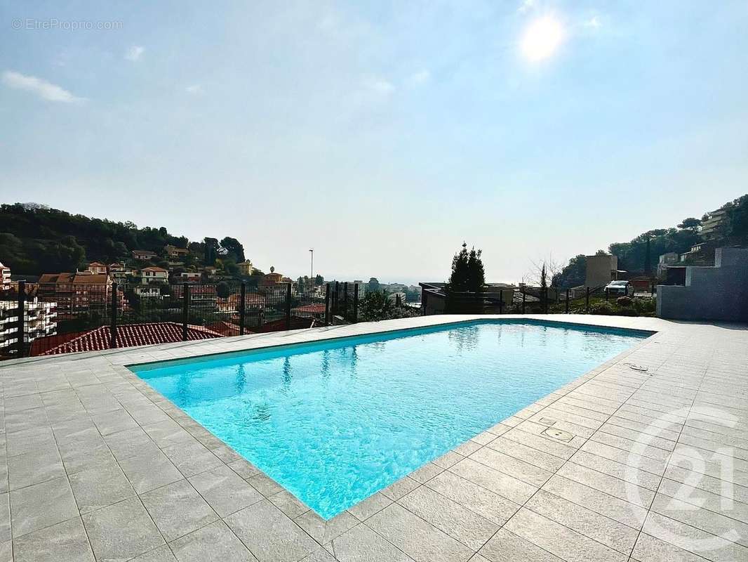 Appartement à ROQUEBRUNE-CAP-MARTIN