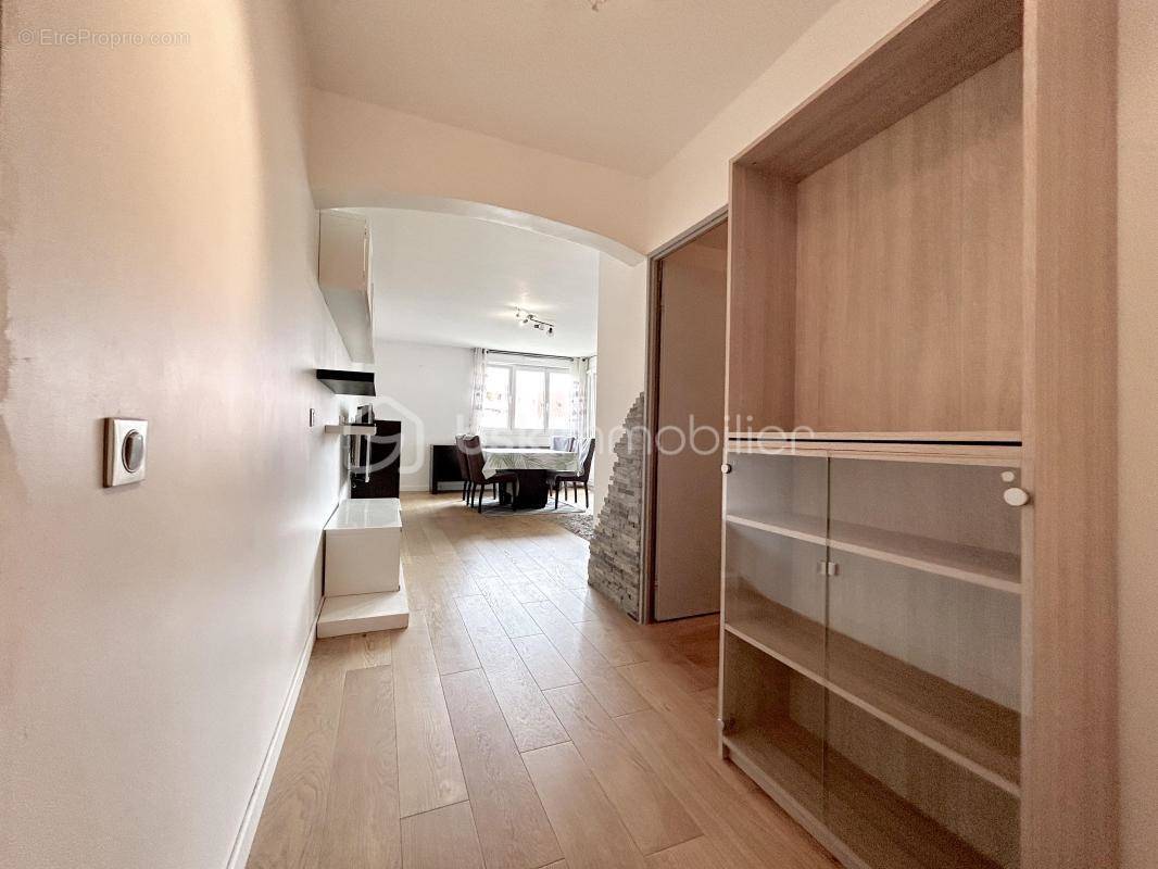 Appartement à LA RAVOIRE