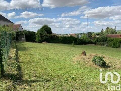 Photo 4 - Terrain à PONT-SUR-YONNE