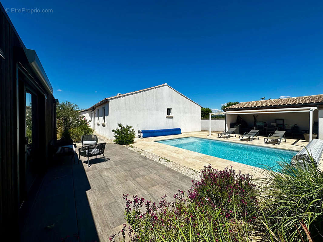 Maison à SAINT-MAXIMIN-LA-SAINTE-BAUME