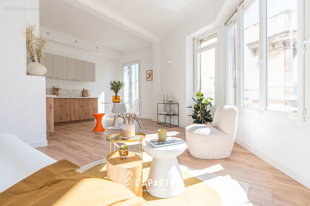 Appartement à MARSEILLE-7E