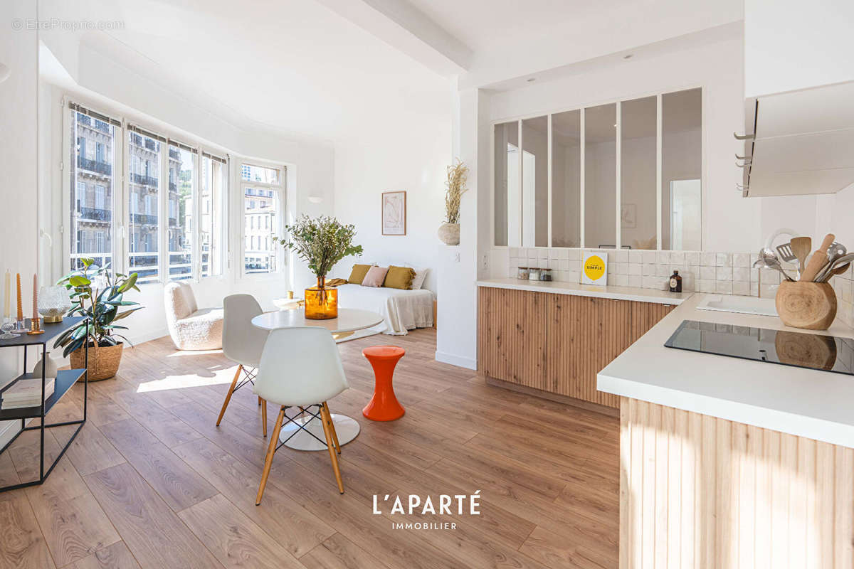 Appartement à MARSEILLE-7E