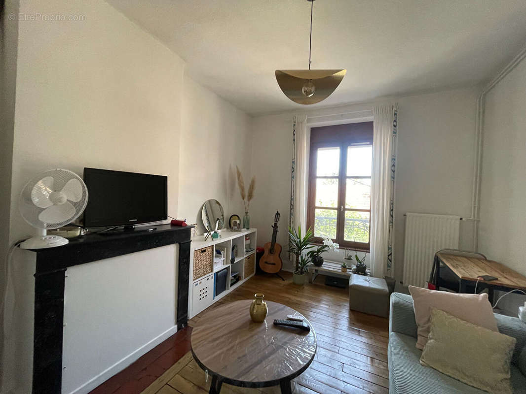 Appartement à CHARLEVILLE-MEZIERES