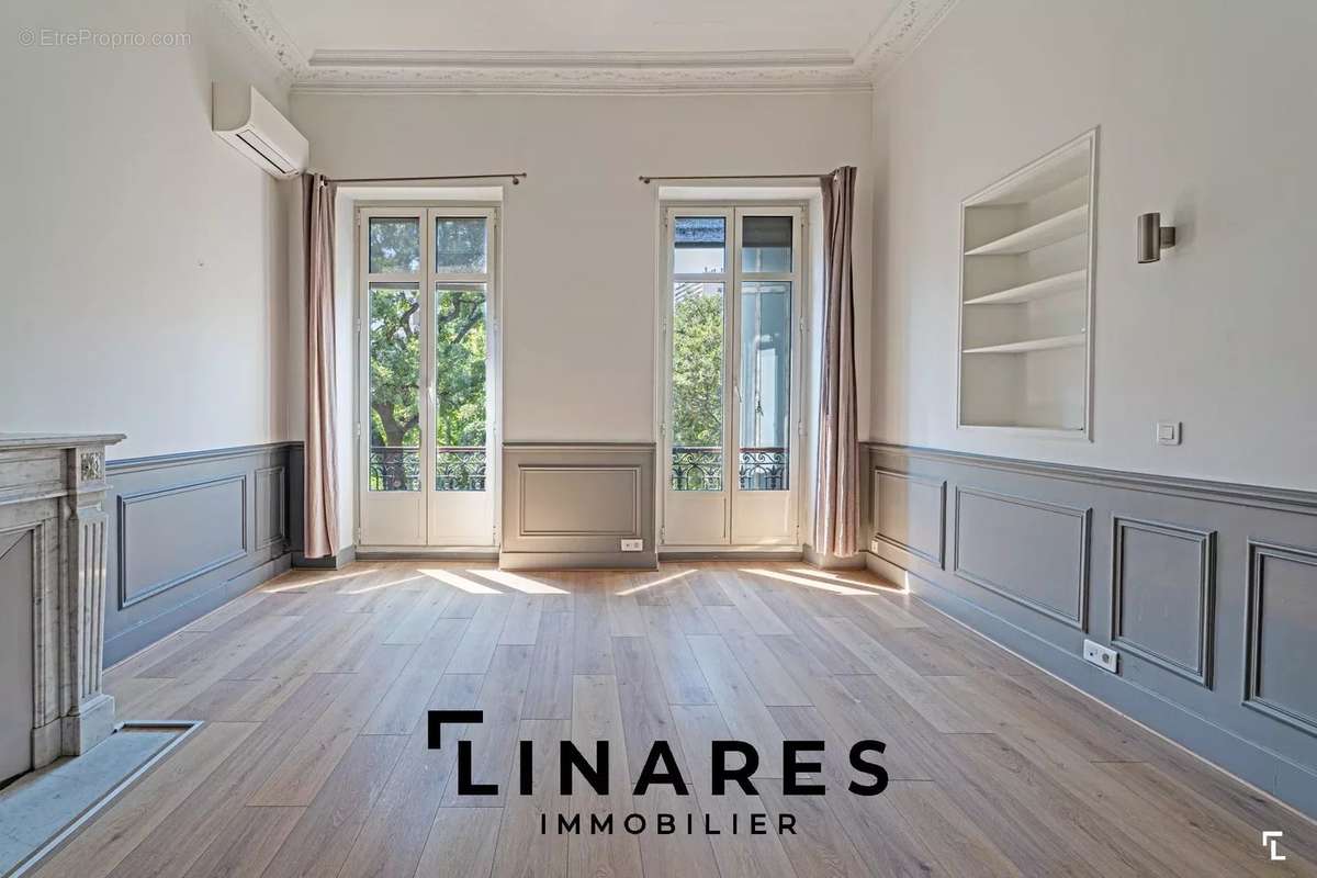 Appartement à MARSEILLE-8E