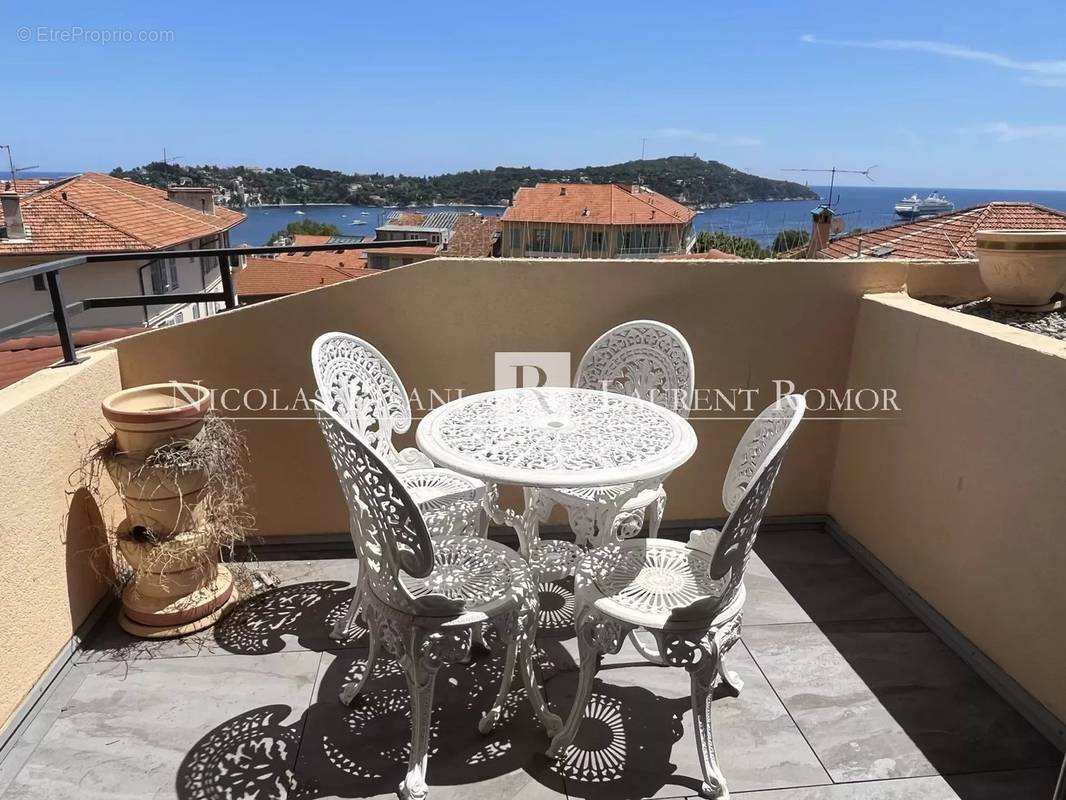 Appartement à VILLEFRANCHE-SUR-MER