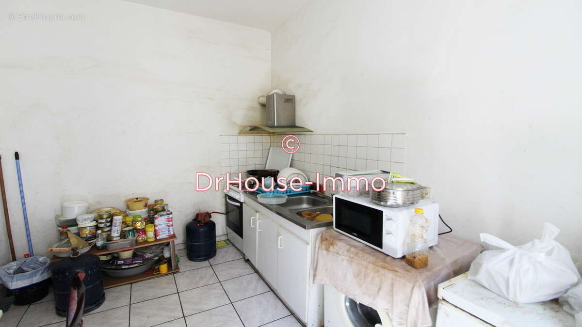 Appartement à MARSEILLE-1E