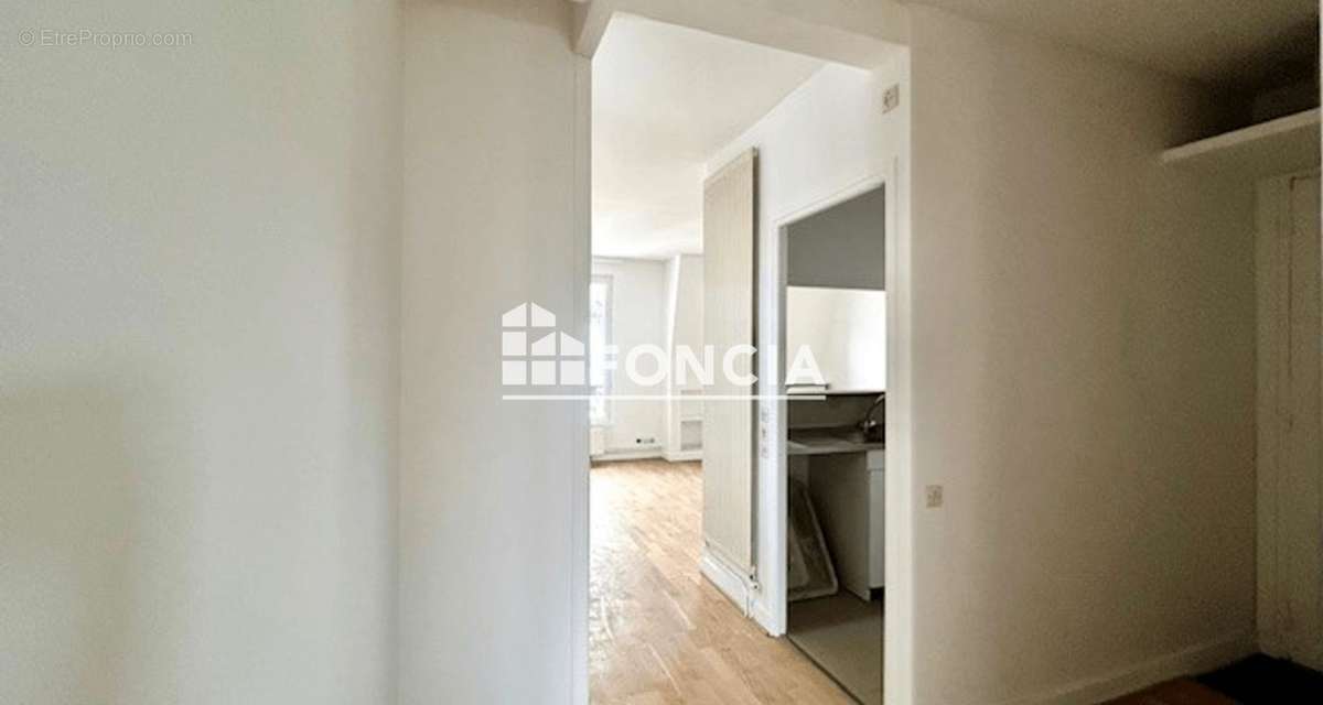 Appartement à PARIS-20E