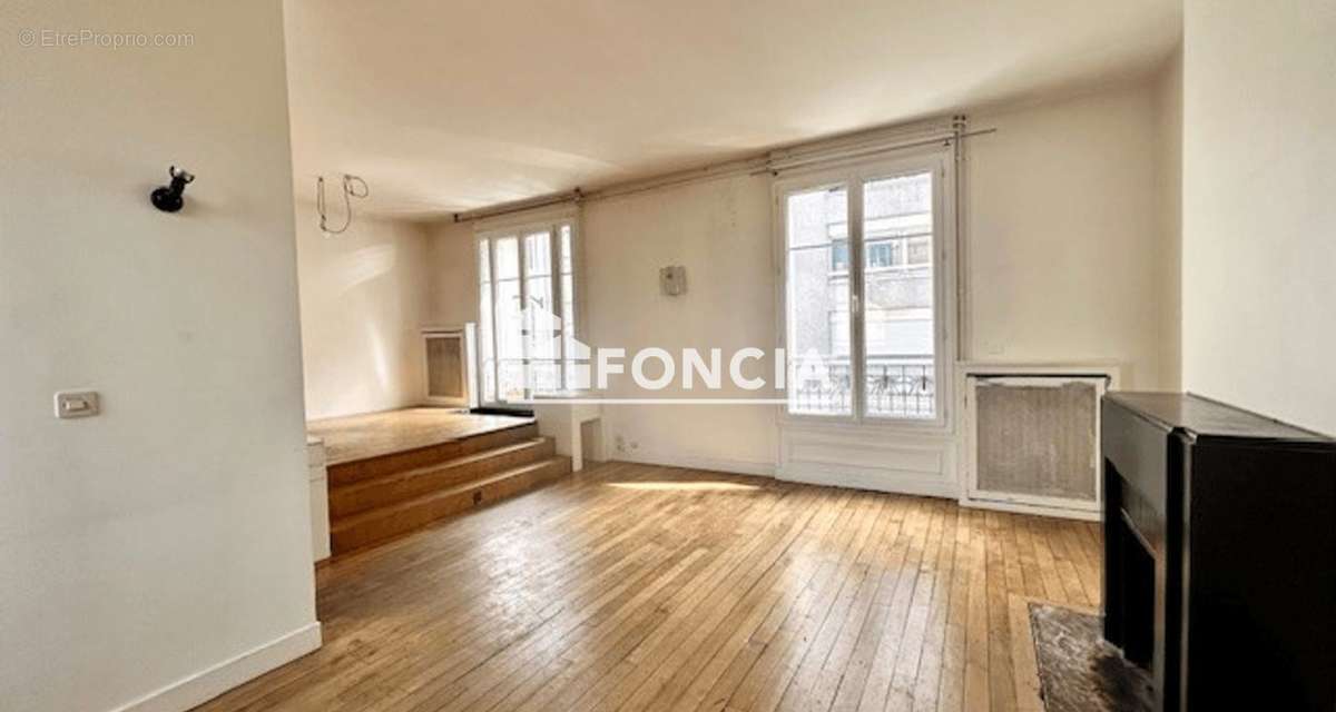 Appartement à PARIS-20E