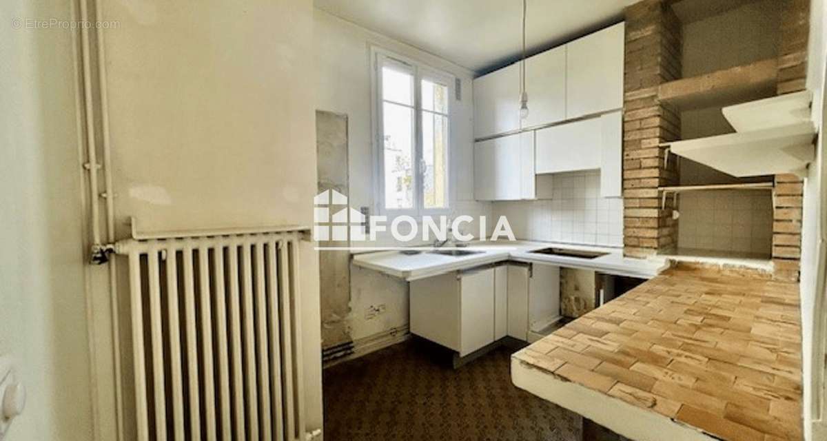 Appartement à PARIS-20E