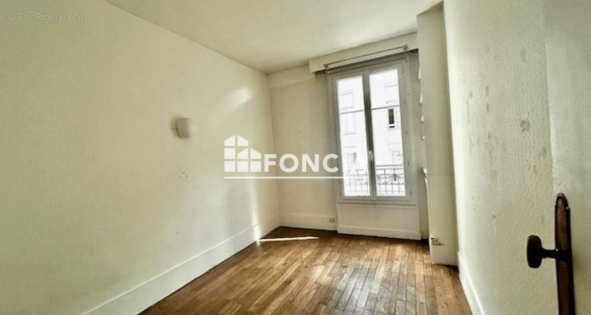 Appartement à PARIS-20E