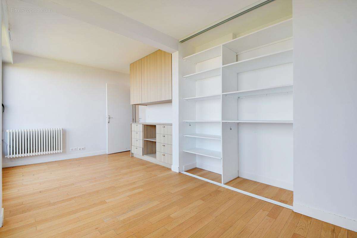 Appartement à PARIS-19E