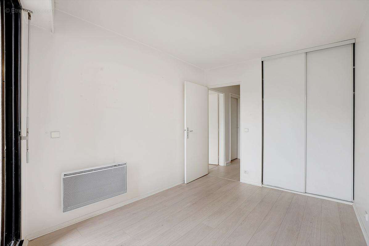 Appartement à PARIS-19E