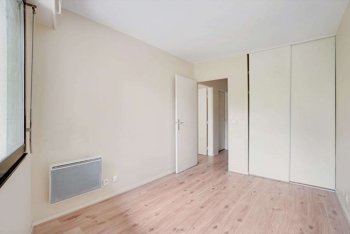 Appartement à PARIS-19E