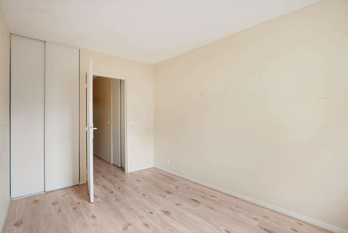 Appartement à PARIS-19E