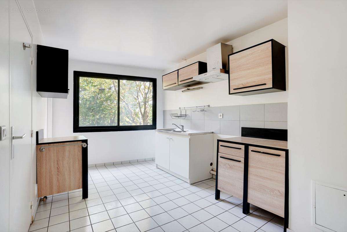 Appartement à PARIS-19E