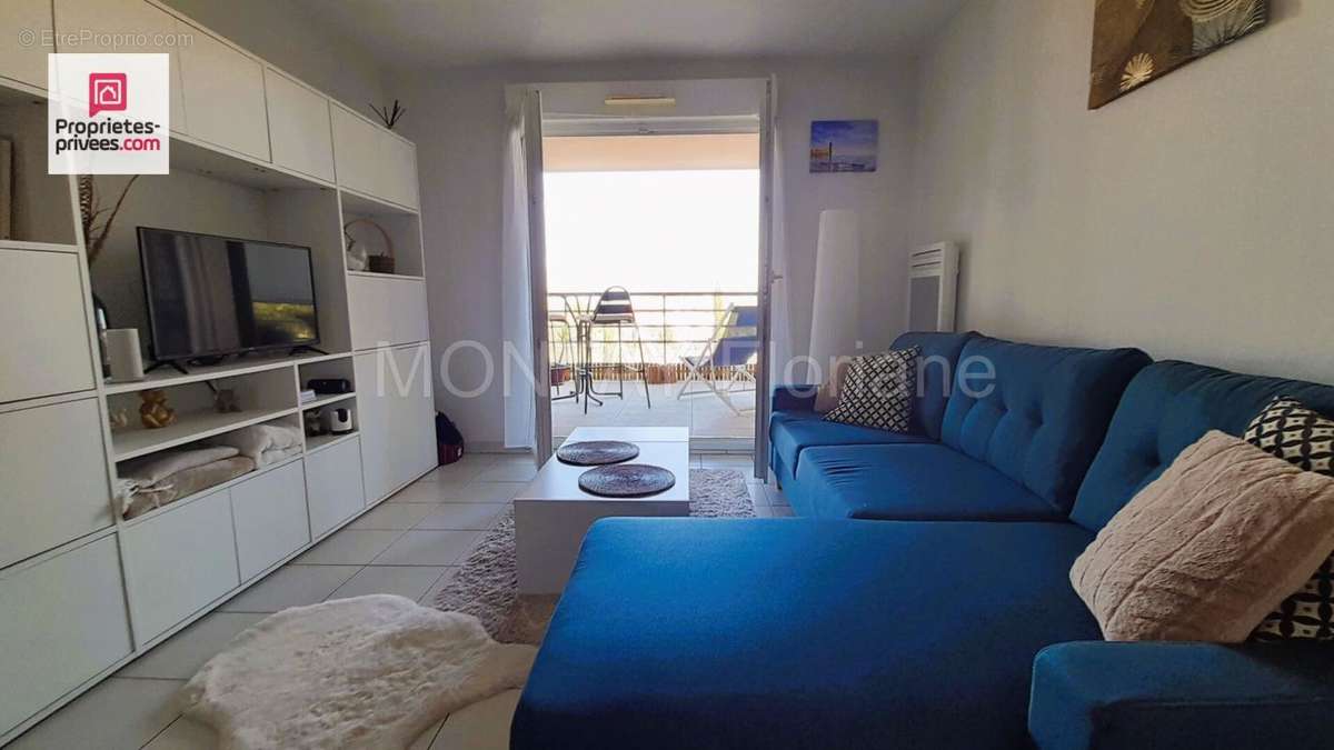 Appartement à ROQUEBRUNE-SUR-ARGENS