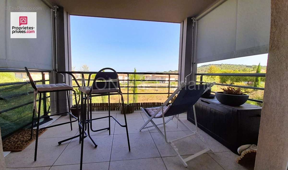 Appartement à ROQUEBRUNE-SUR-ARGENS