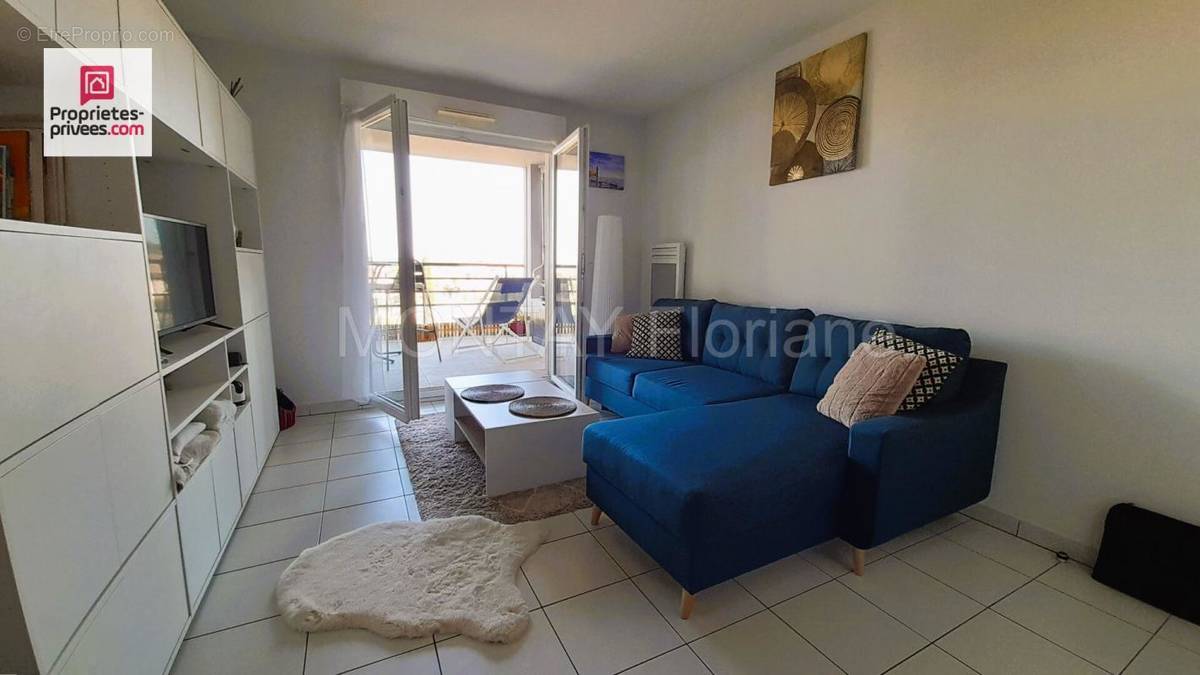 Appartement à ROQUEBRUNE-SUR-ARGENS