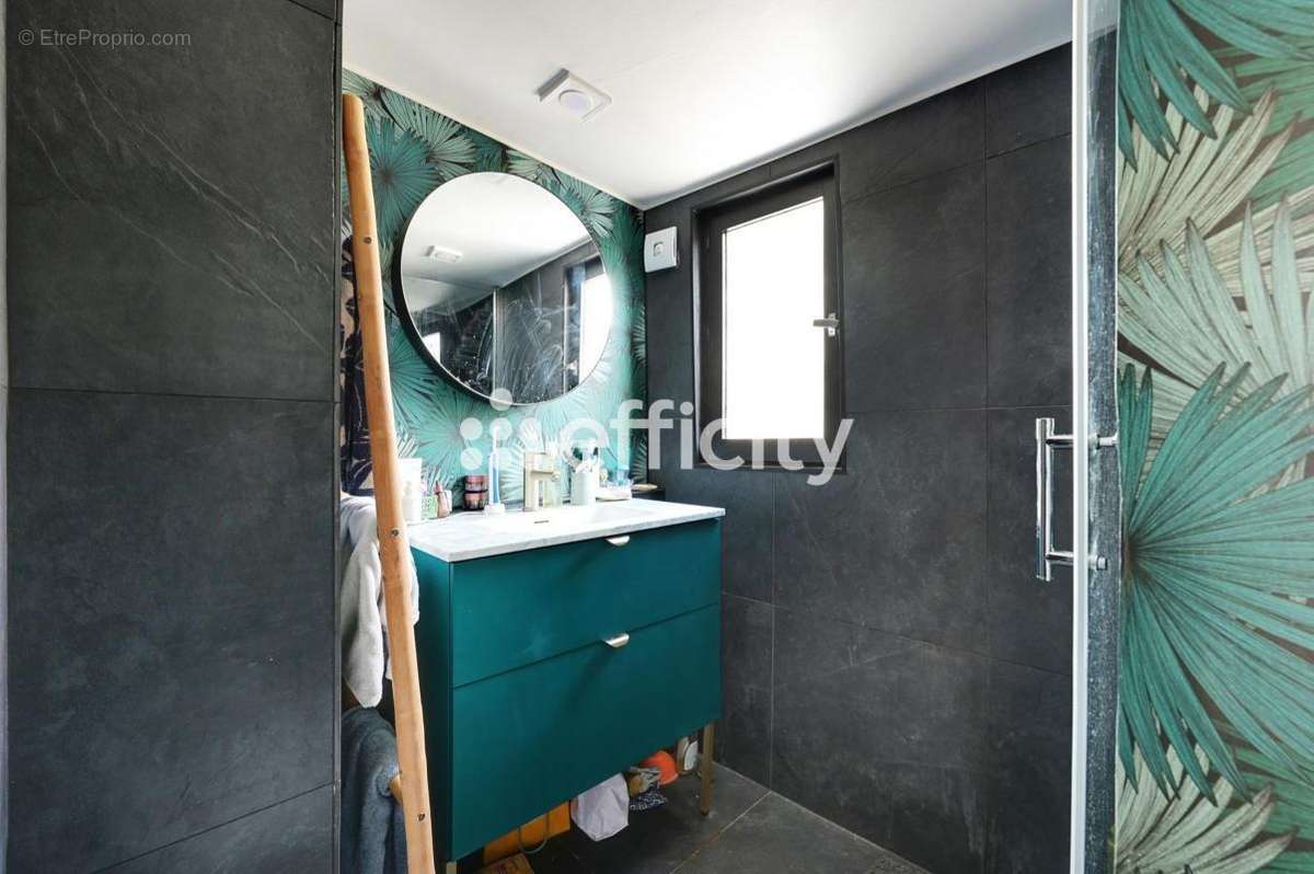 Appartement à PARIS-2E