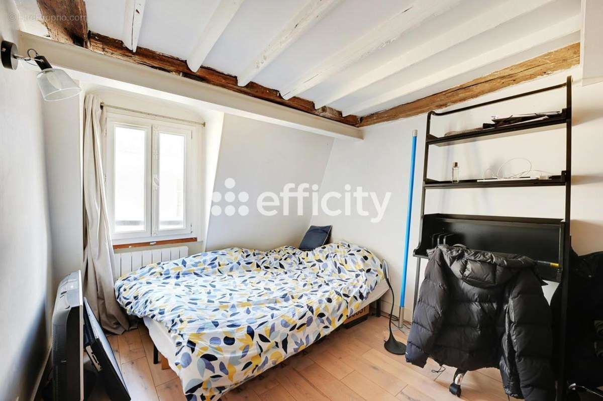 Appartement à PARIS-2E