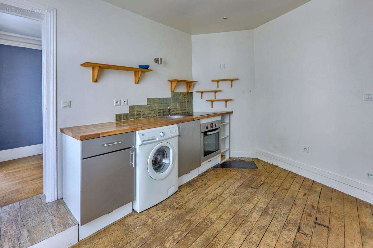 Appartement à PARIS-11E