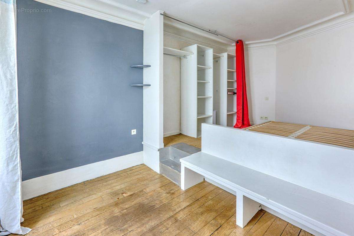 Appartement à PARIS-11E