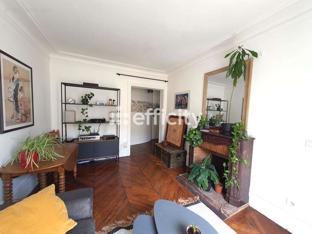 Appartement à PARIS-5E