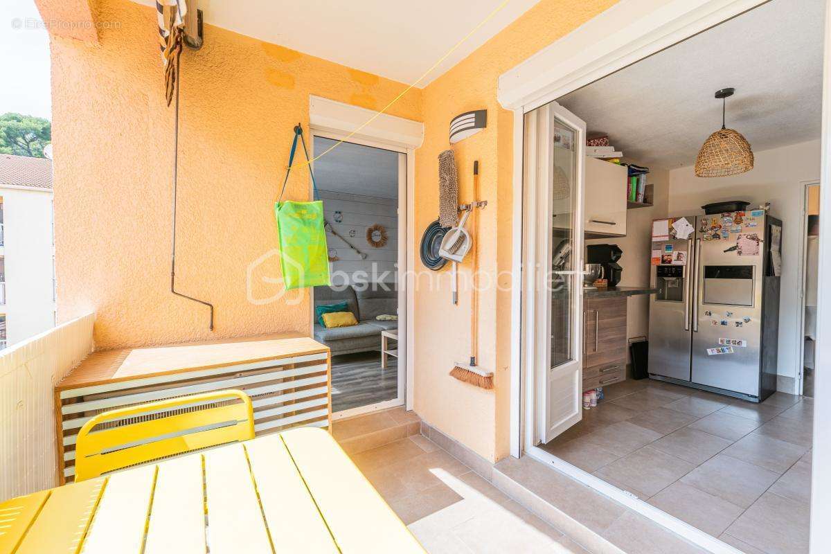 Appartement à HYERES